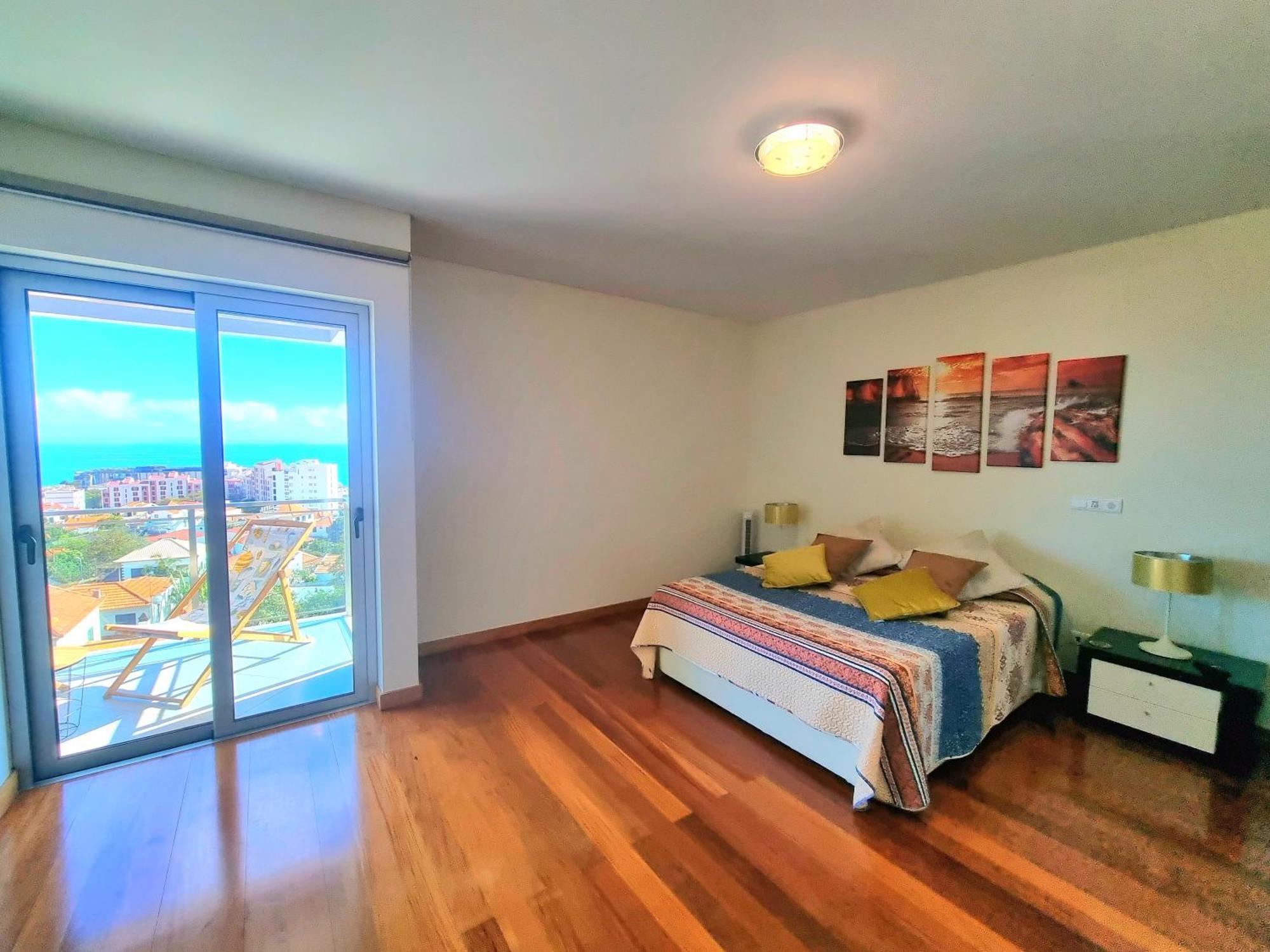 Big Apartment With Ocean Views, Ideal For Groups فونشال المظهر الخارجي الصورة