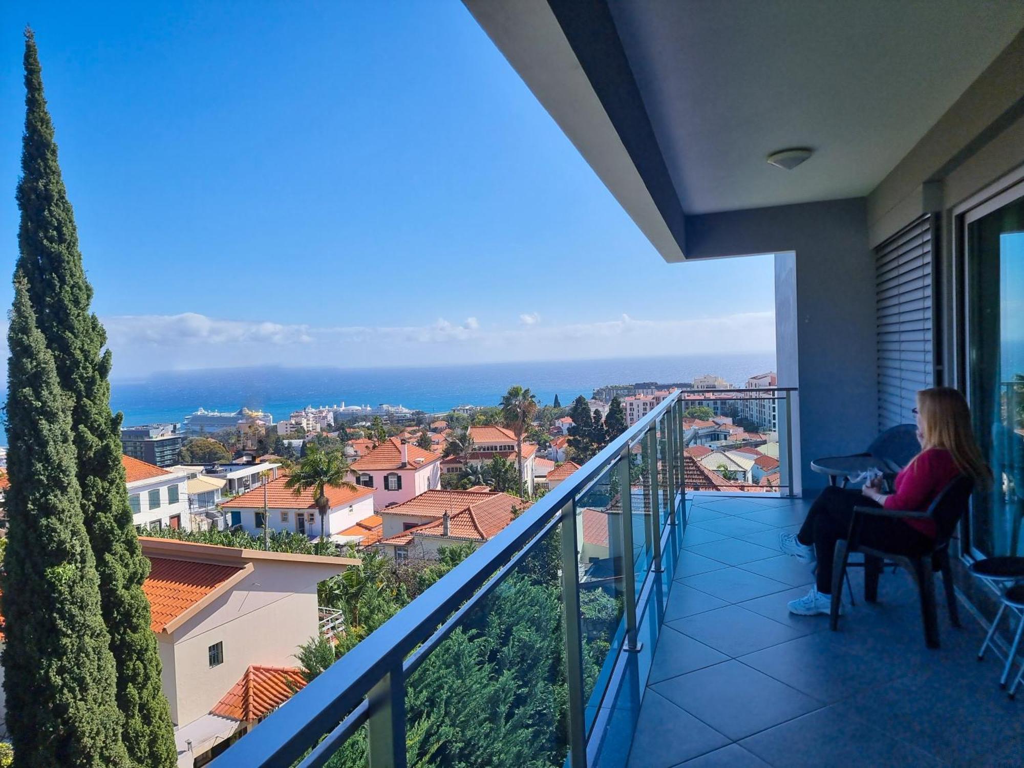 Big Apartment With Ocean Views, Ideal For Groups فونشال المظهر الخارجي الصورة